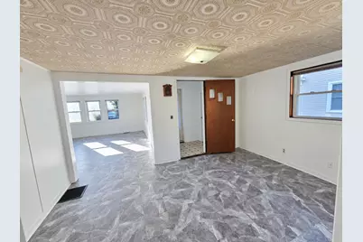 1437  Park Ave, Racine, WI 53403 - Photo 5