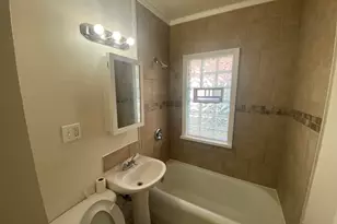 4702 N 31st St, Milwaukee, WI 53209 - Photo 9