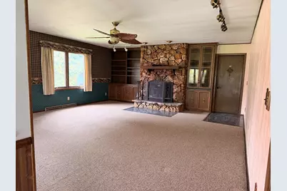1780  Margaret Ct, Jackson, WI 53037 - Photo 7