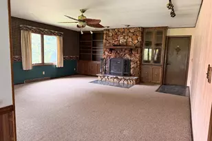 1780 Margaret Ct, Jackson, WI 53037 - Photo 7