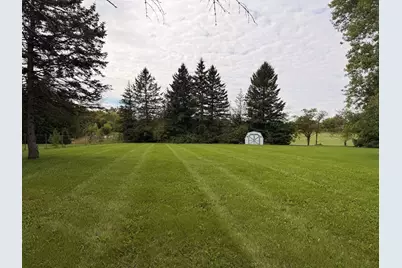 1780  Margaret Ct, Jackson, WI 53037 - Photo 3