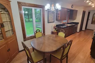 21825 Oakmont Ln, Brookfield, WI 53045 - Photo 7