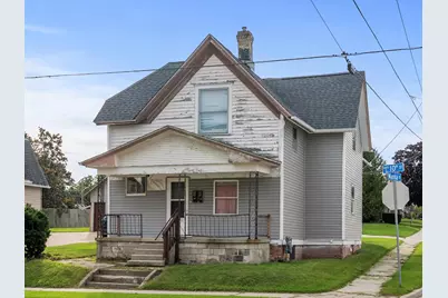 1602 S 10th St, Manitowoc, WI 54220 - Photo 3