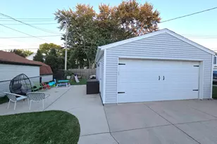 1920 S 97th St, West Allis, WI 53227 - Photo 3