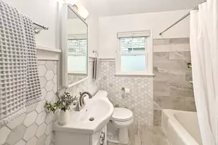 2425 N 81st St, Wauwatosa, WI 53213 - Photo 19