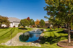 W207N16211 Elliot Dr, Jackson, WI 53037 - Photo 23
