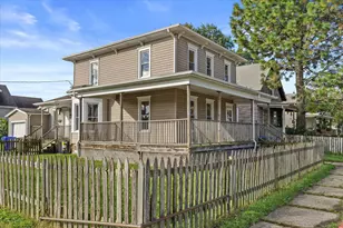 1105 57th St, Kenosha, WI 53140 - Photo 1