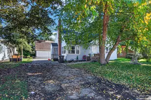 114 S 1st St, Salem Lakes, WI 53170 - Photo 33