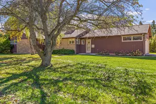 639 Erie Ave, Oostburg, WI 53070 - Photo 29