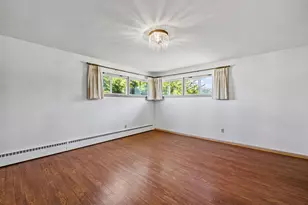 639 Erie Ave, Oostburg, WI 53070 - Photo 11
