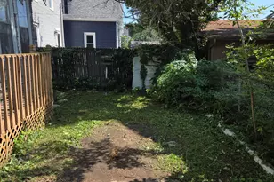 2833 S Wentworth Ave, Milwaukee, WI 53207 - Photo 3