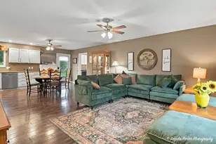 343 Homestead Dr, Twin Lakes, WI 53181 - Photo 7