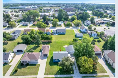 1209 N 28th St, Sheboygan, WI 53081 - Photo 7