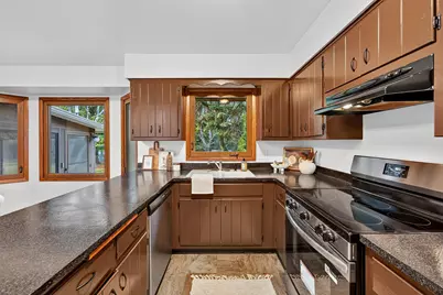 1616  Haymarket Rd, Waukesha, WI 53189 - Photo 11