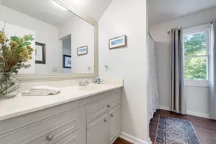2301 W Dickinson Ct, Mequon, WI 53092 - Photo 27