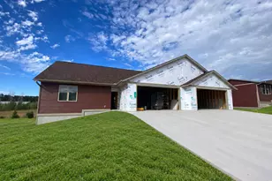 N9031 Parcher Ct, Holland, WI 54636 - Photo 1