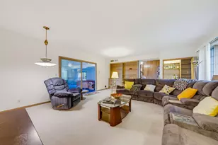 7320 N Pheasant Ln, River Hills, WI 53217 - Photo 15