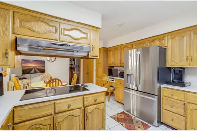 7320 N Pheasant Ln, River Hills, WI 53217 - Photo 21