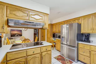 7320 N Pheasant Ln, River Hills, WI 53217 - Photo 21