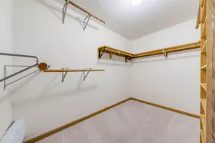 7320 N Pheasant Ln, River Hills, WI 53217 - Photo 37