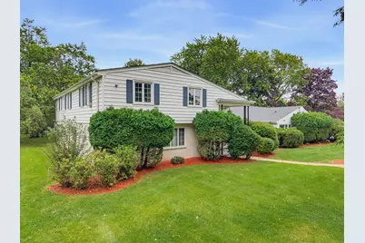 7320 N Pheasant Ln, River Hills, WI 53217 - Photo 51