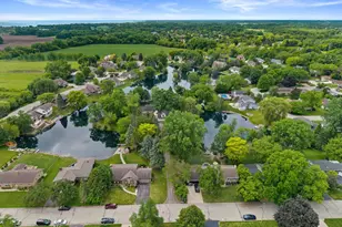 3609 Waterbury Ln, Racine, WI 53403 - Photo 49