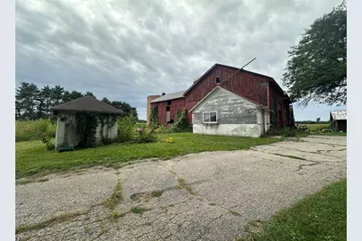 3851  Highway 67 -, Delavan, WI 53121 - Photo 21