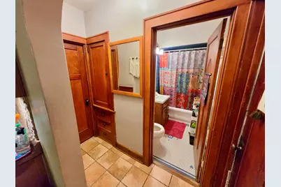 2367 N 70th St, Wauwatosa, WI 53213 - Photo 9