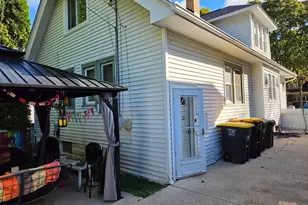 2367 N 70th St, Wauwatosa, WI 53213 - Photo 21