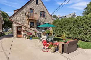 2162 N 66th St, Wauwatosa, WI 53213 - Photo 29