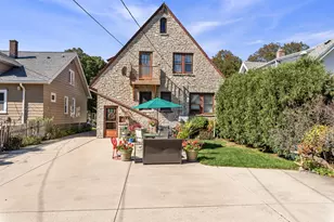 2162 N 66th St, Wauwatosa, WI 53213 - Photo 31