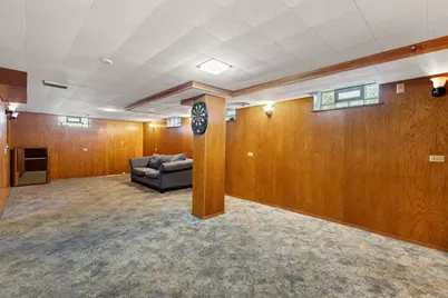6215 W Arthur Ave, West Allis, WI 53219 - Photo 25