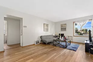 6215 W Arthur Ave, West Allis, WI 53219 - Photo 9
