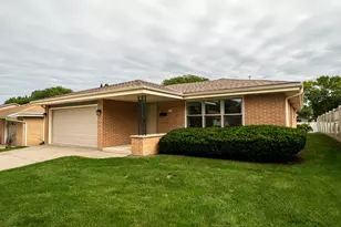 5624 S 24th St, Milwaukee, WI 53221 - Photo 1