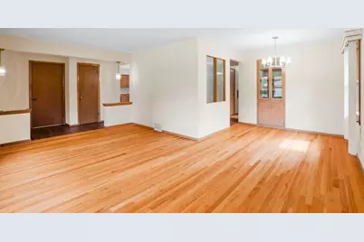5624 S 24th St, Milwaukee, WI 53221 - Photo 5