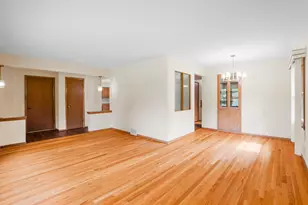 5624 S 24th St, Milwaukee, WI 53221 - Photo 5