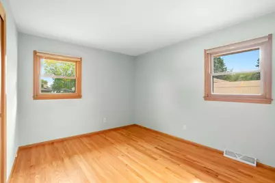 5624 S 24th St, Milwaukee, WI 53221 - Photo 19