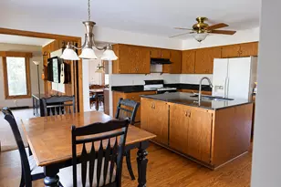 670 Hillcrest Dr, Brookfield, WI 53186 - Photo 5