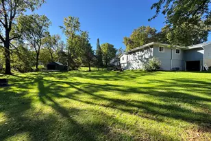 670 Hillcrest Dr, Brookfield, WI 53186 - Photo 9
