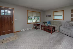 5353 S Elaine Ave, Cudahy, WI 53110 - Photo 7