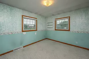 5353 S Elaine Ave, Cudahy, WI 53110 - Photo 15