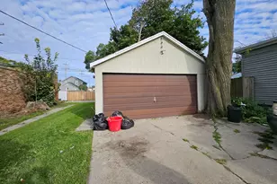 1605 Phillips Ave, Racine, WI 53403 - Photo 21