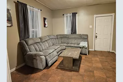 1605  Phillips Ave, Racine, WI 53403 - Photo 5