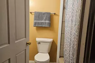 1605 Phillips Ave, Racine, WI 53403 - Photo 13