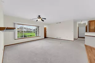 1527 Summerset Dr, Racine, WI 53406 - Photo 11