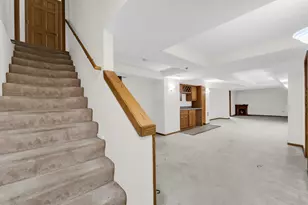 1527 Summerset Dr, Racine, WI 53406 - Photo 27