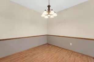 1527 Summerset Dr, Racine, WI 53406 - Photo 17