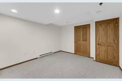 1527  Summerset Dr #91, Racine, WI 53406 - Photo 33