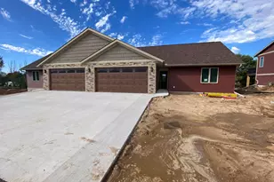 N9033 Parcher Ct, Holland, WI 54636 - Photo 1