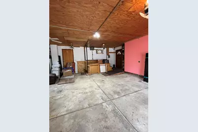 8235  Old Spring St, Racine, WI 53406 - Photo 25